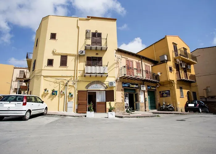 Апартаменти La Porta Dei Venti *